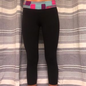 Cropped ivivva leggings